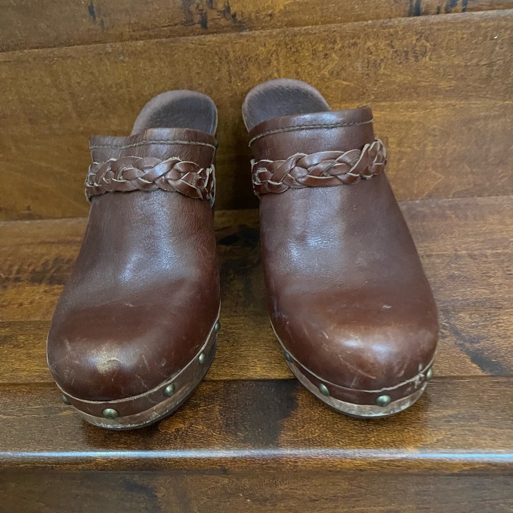 Ugg Women’s 3206 Kaylee studded and braided mule clogs brown leather